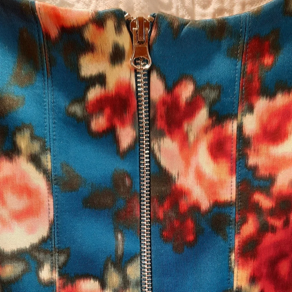 Kut From The Cloth Dress Womans 2 Blue Floral Sleeveless Formal Party Whimsical - Picture 5 of 13